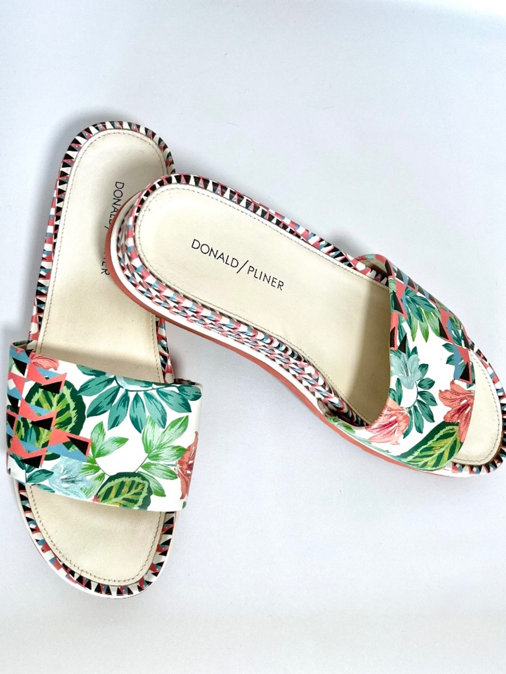 Donald J. Pliner Cava Wedge Slide Tropical Floral Flip Flops Sandals